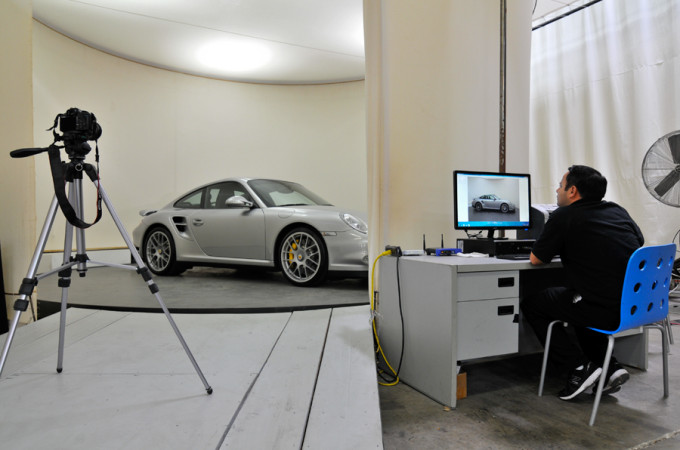 porsche-table porsche-table